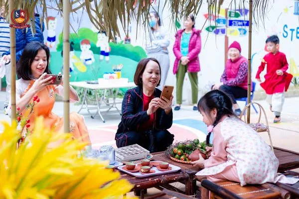 CHỢ TẾT VIETSCHOOL: VUN ĐẮP NHỮNG GIÁ TRỊ VĂN HÓA VIỆT