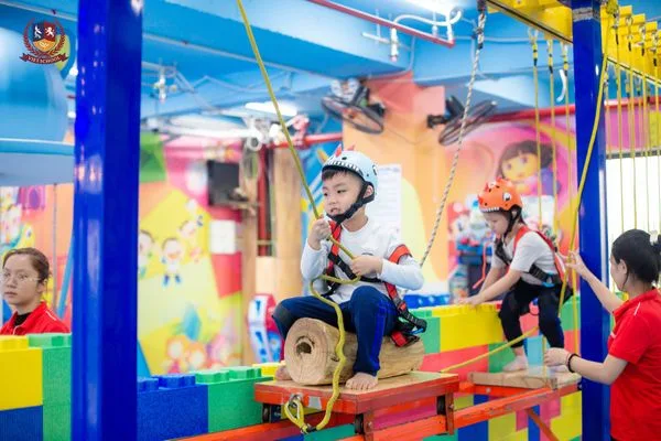 CÁC BẠN NHỎ VUI KHÁM PHÁ, VẬN ĐỘNG THÔNG MINH, CHỌN SÁCH YÊU THÍCH