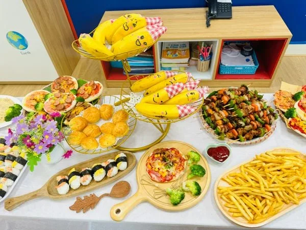 BÉ HỌC LÀM BÁNH PIZZA VÀ TÌM HIỂU ẨM THỰC NƯỚC Ý
