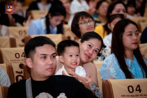 ĐẠI NHẠC HỘI TỔNG KẾT NĂM HỌC 2023-2024: TRỌN VẸN NHỮNG TRANG NHẬT KÝ YÊU THƯƠNG