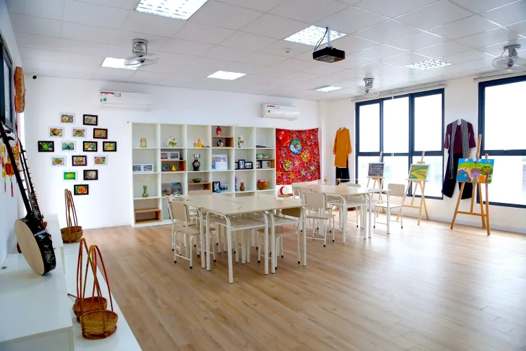 Các phòng chức năng chuyên biệt phục vụ hoạt động học tập