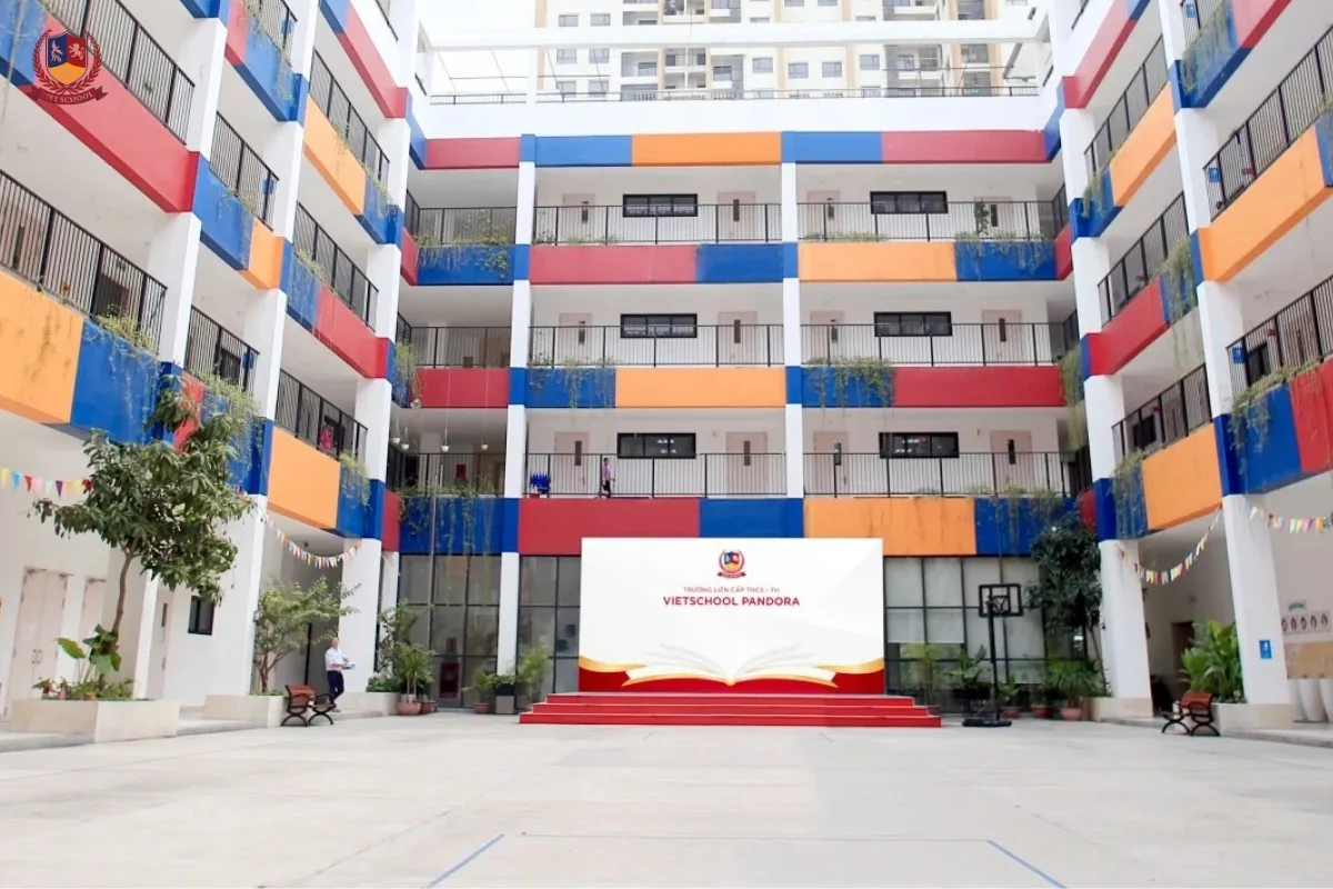 Hệ thống trường Vietschool