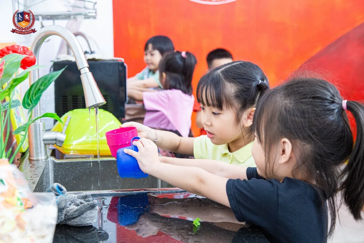 Cơ sở vật chất và môi trường sống