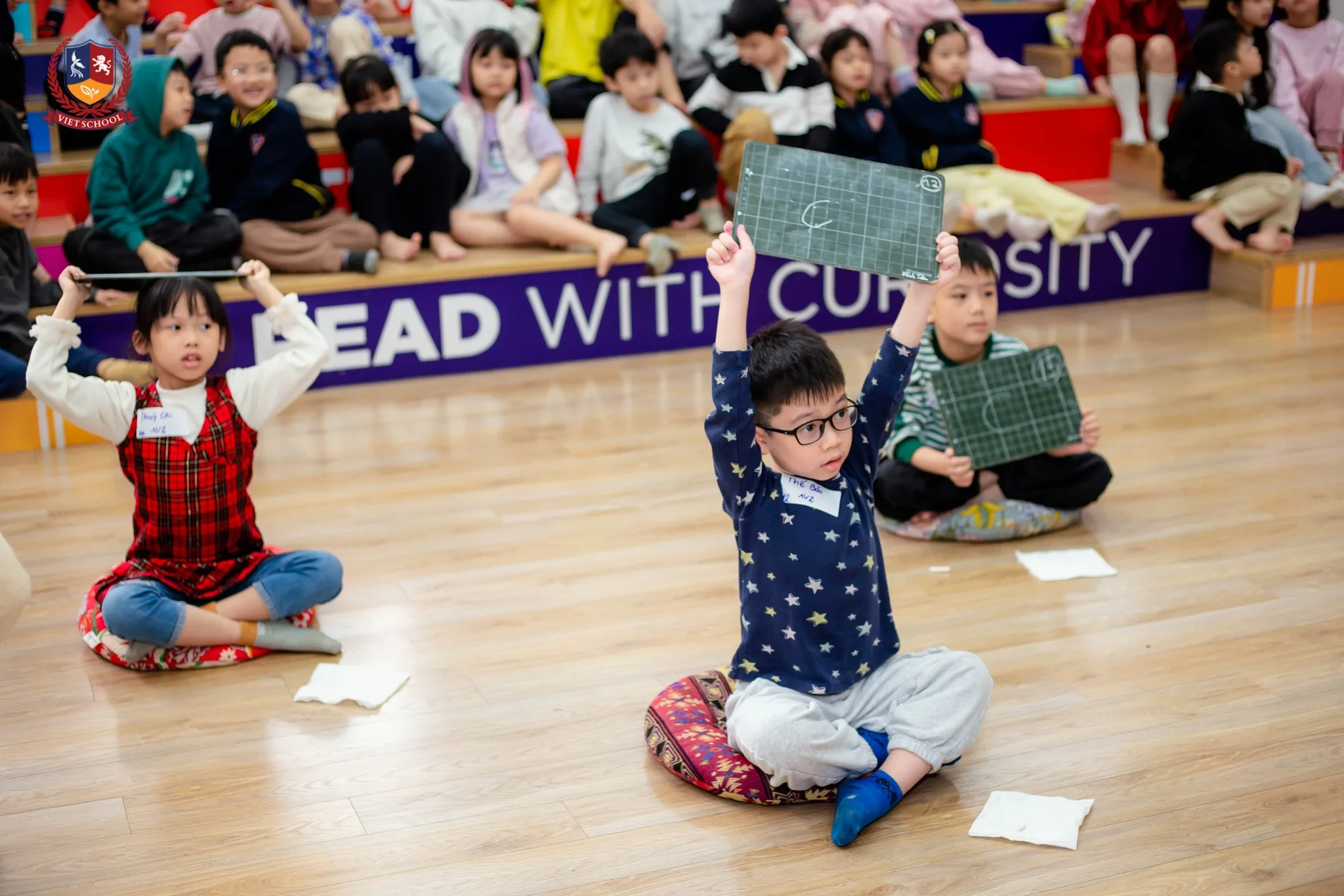 hoạt động giáo dục tiểu học