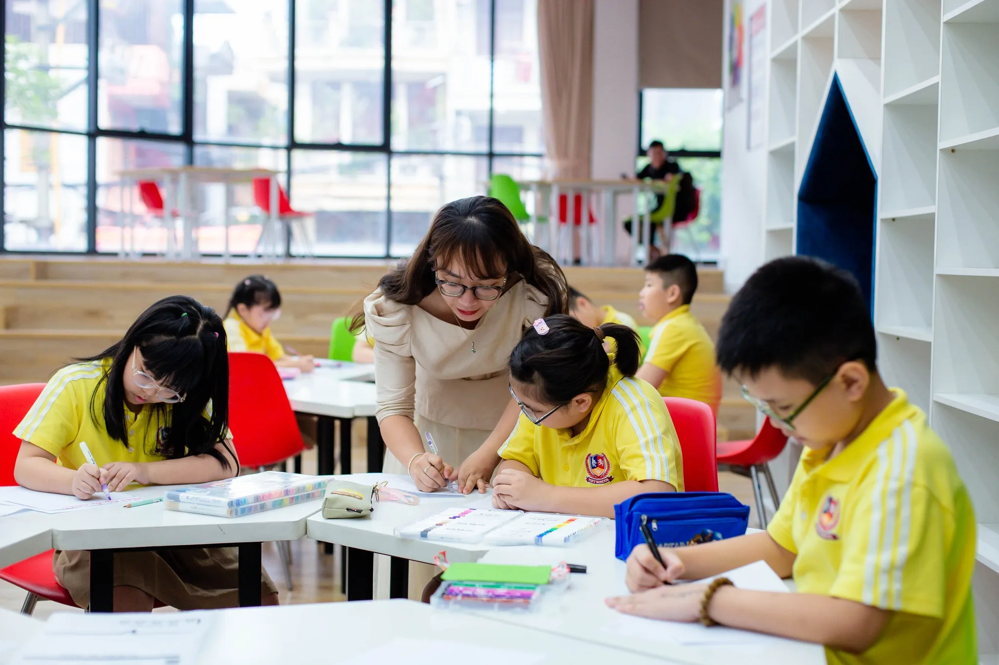 Phẩm chất của giáo viên tiểu học