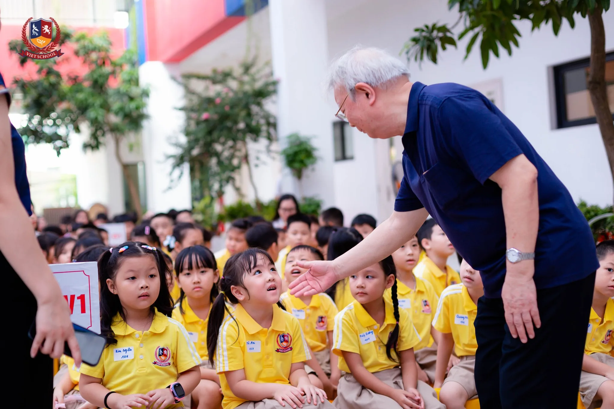 Xây dựng môi trường giáo dục tích cực