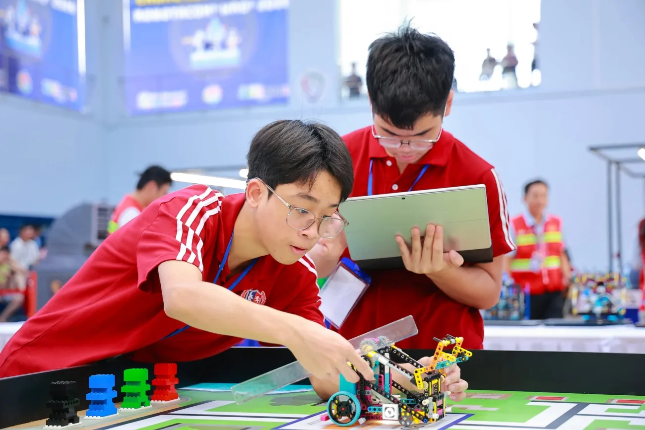 CHUNG KẾT QUỐC GIA ROBOTACON WRO 2026: VIETSCHOOLERS GHI DẤU ẤN BẰNG BẢN LĨNH VÀ KIÊN TRÌ