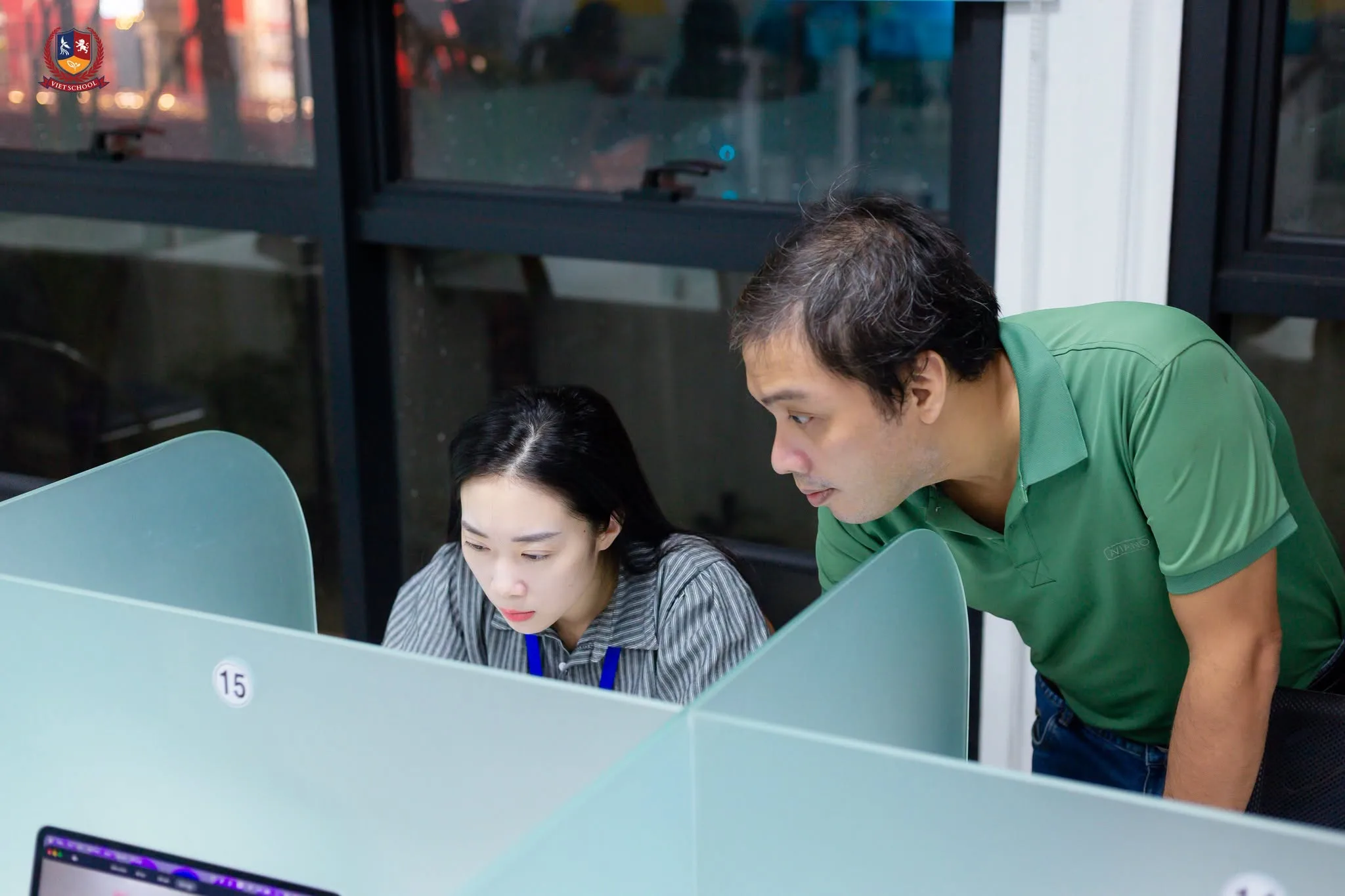 VIETSCHOOL ĐỒNG HÀNH CÙNG CHUYÊN GIA, KHAI THÁC HIỆU QUẢ HỆ SINH THÁI APPLE TRONG TỔ CHỨC DẠY VÀ HỌC